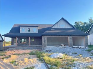 1039 NW Vaughn Rd, Bentonville, AR 72713