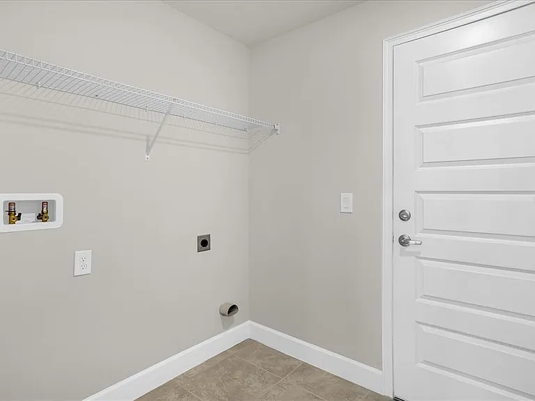671 Tanaro Ln — Photo 11