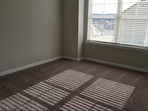 4th image of 2366 Haliard Way