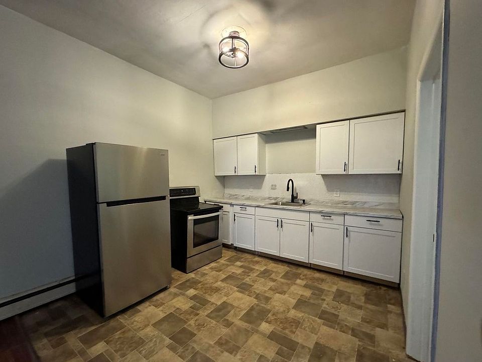 1st image of 115 Lackawanna Ave