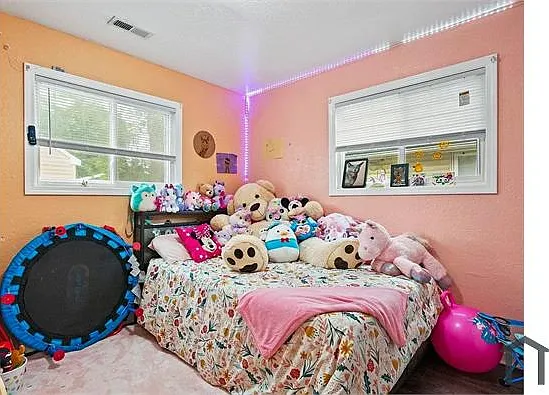 3226 Rodgers Ave — Photo 5