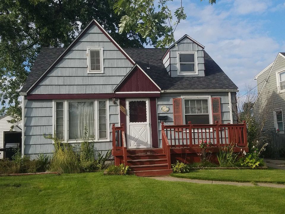 1st image of 207 Treadwell Rd