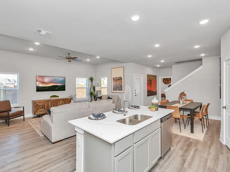 21010 Bay Village Dr #B — Photo 36