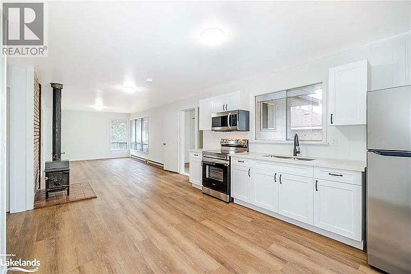 Wasaga Beach House for rent - 3 Bedrooms in Wasaga Beach