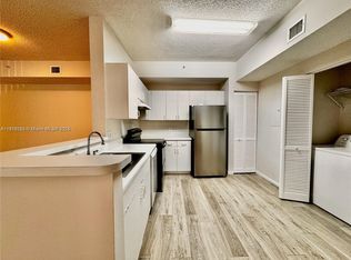 6968 SW 39th St APT F107, Davie, FL 33314