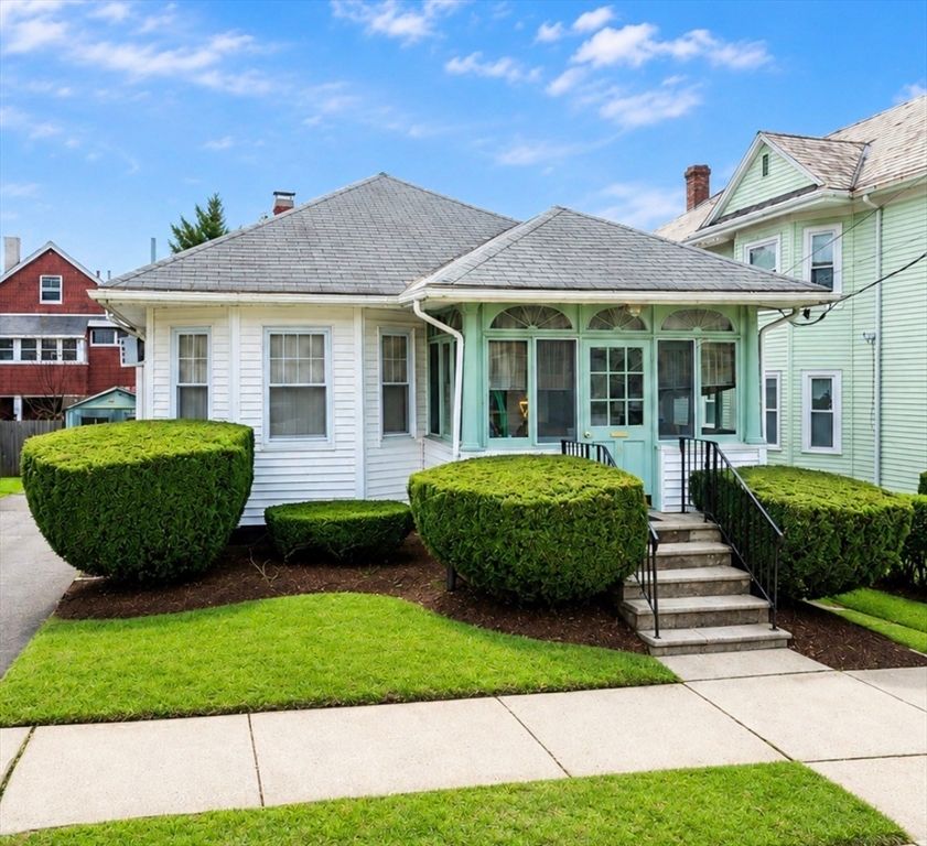 24 Stearns Ave, Medford, MA