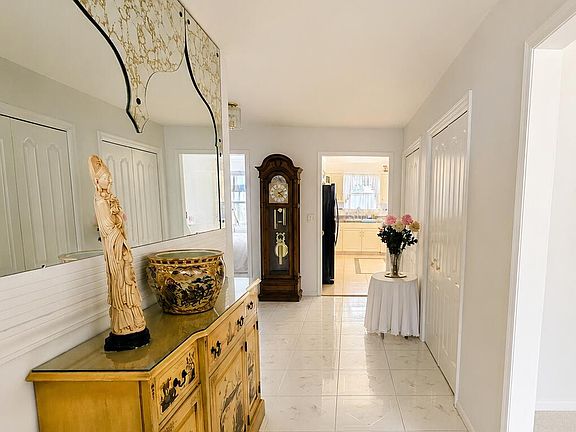 2nd image of 83 Westport Drive