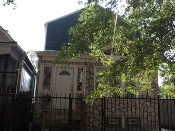 6111 S Wolcott Ave, Chicago, IL 60636