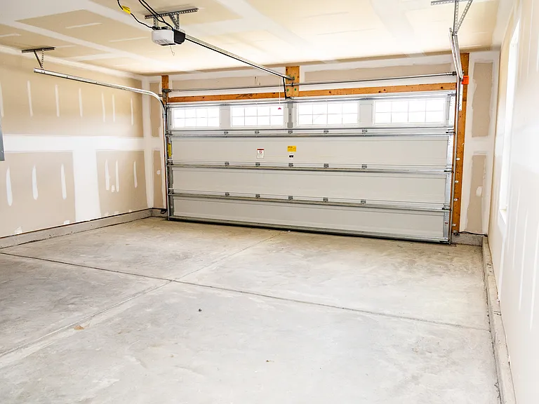 3093 Edgehill Dr — Photo 66