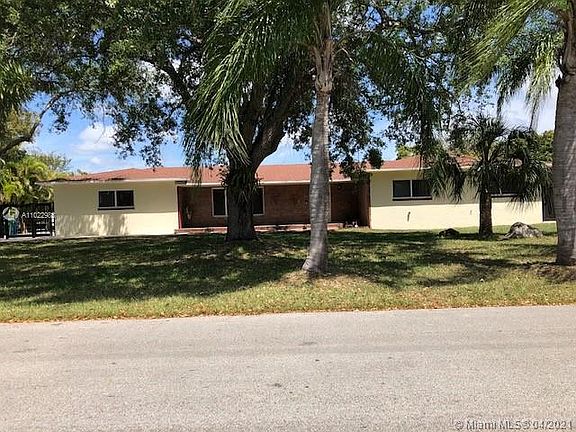 3rd image of 16891 SW 277th St