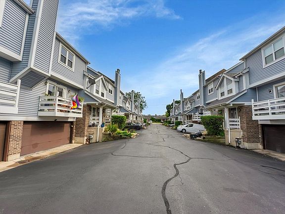 4th image of 9015 Abbey Ln