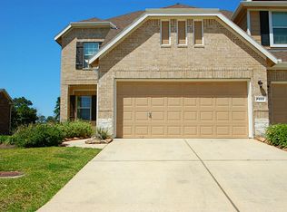 8444 Willow Loch Dr, Spring, TX 77379