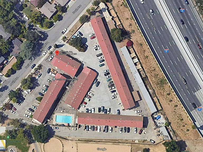 Griffith Park Apartments — Photo 3