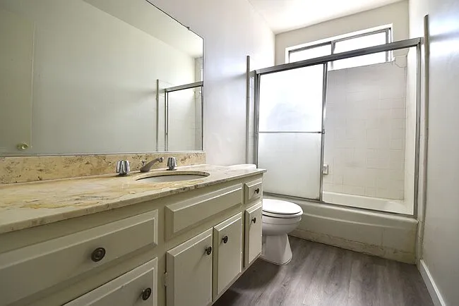 11255 Camarillo Street — Photo 8