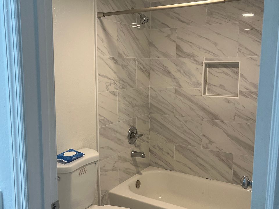 1st image of 100 Fairway Park Blvd Unit 1110