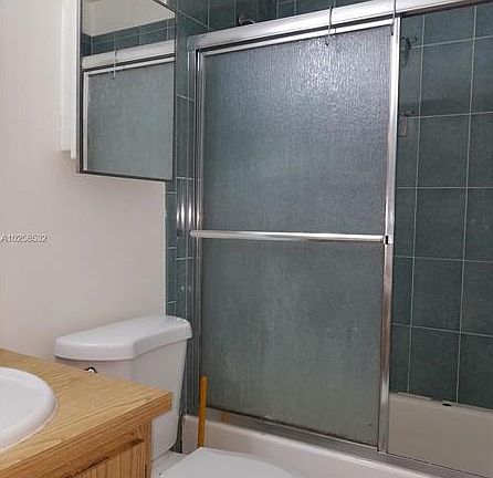 5th image of 20905 NE 8th Ct #20436