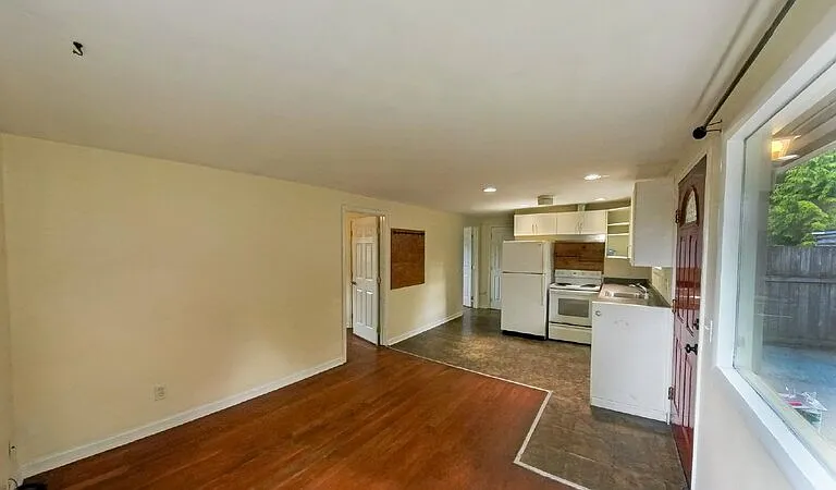 529 Madison St #2 — Photo 5