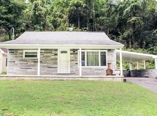 62 Woodbine Rd, Lewistown, PA 17044