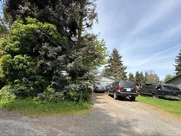 3207 Laurel Ln, Centralia, WA 98531