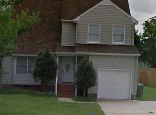 4 Thomas Nelson Dr, Hampton, VA 23666