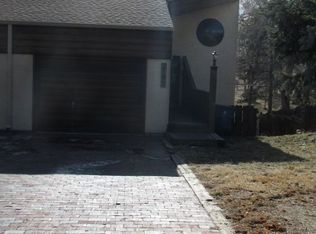 2195 Broadmoor Road Cir, Colorado Springs, CO 80906