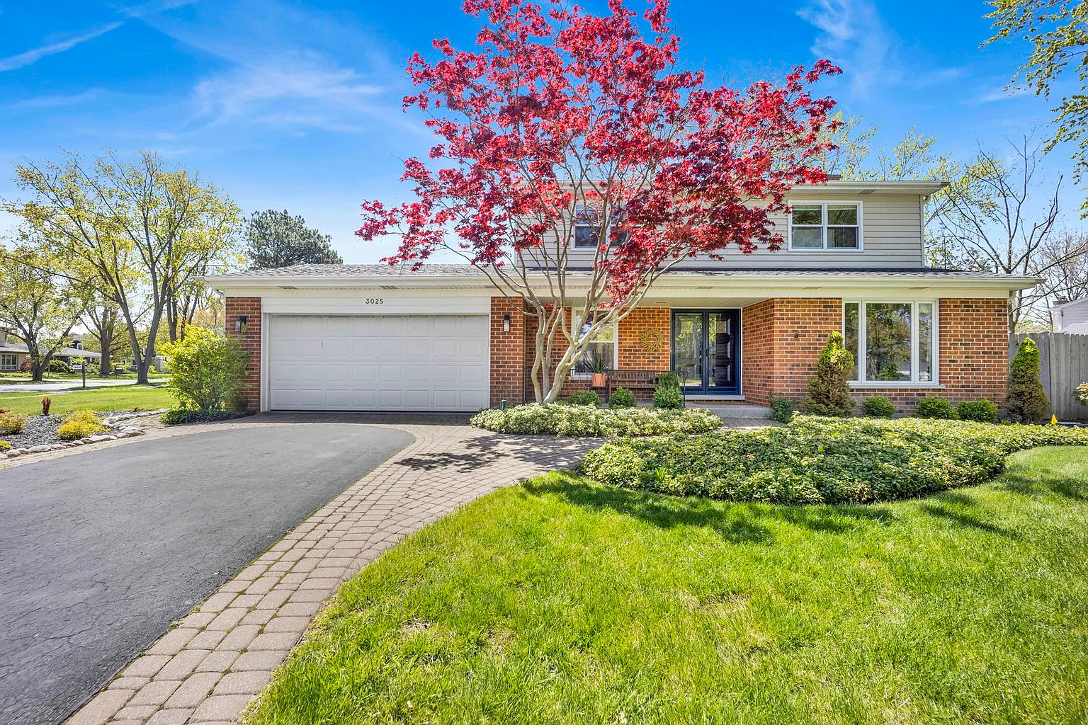 3025 Oxford Ln photo 1