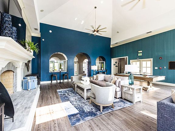 4th image of 6225 Saratoga Blvd #204