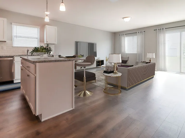 2216 Macatawa Ln — Photo 11