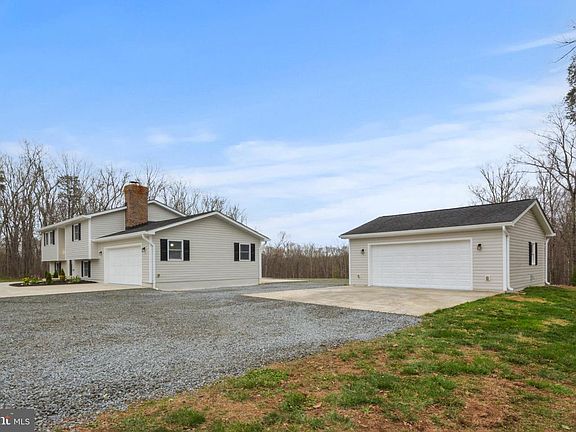 3rd image of 10206 Battlefield Dr
