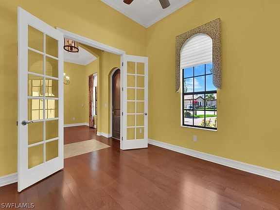 5th image of 8847 Sarita Ct