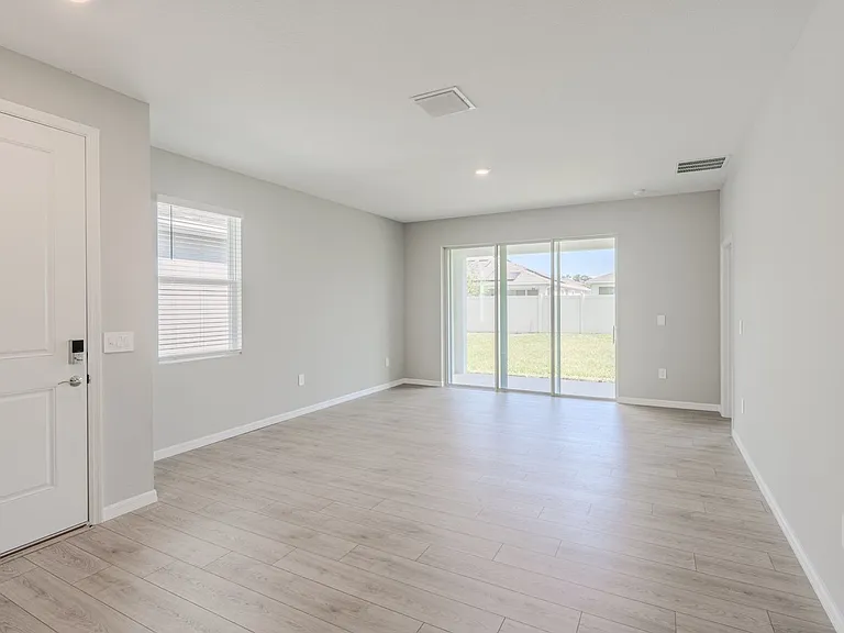 4008 Westwood Fields Loop — Photo 2