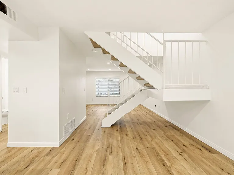 839 Del Mar Downs Rd #D — Photo 20
