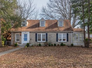 1028 Eastern Pkwy, Louisville, KY 40217
