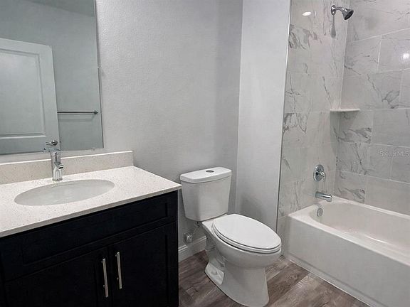 5th image of 2115 Puffin St #2117