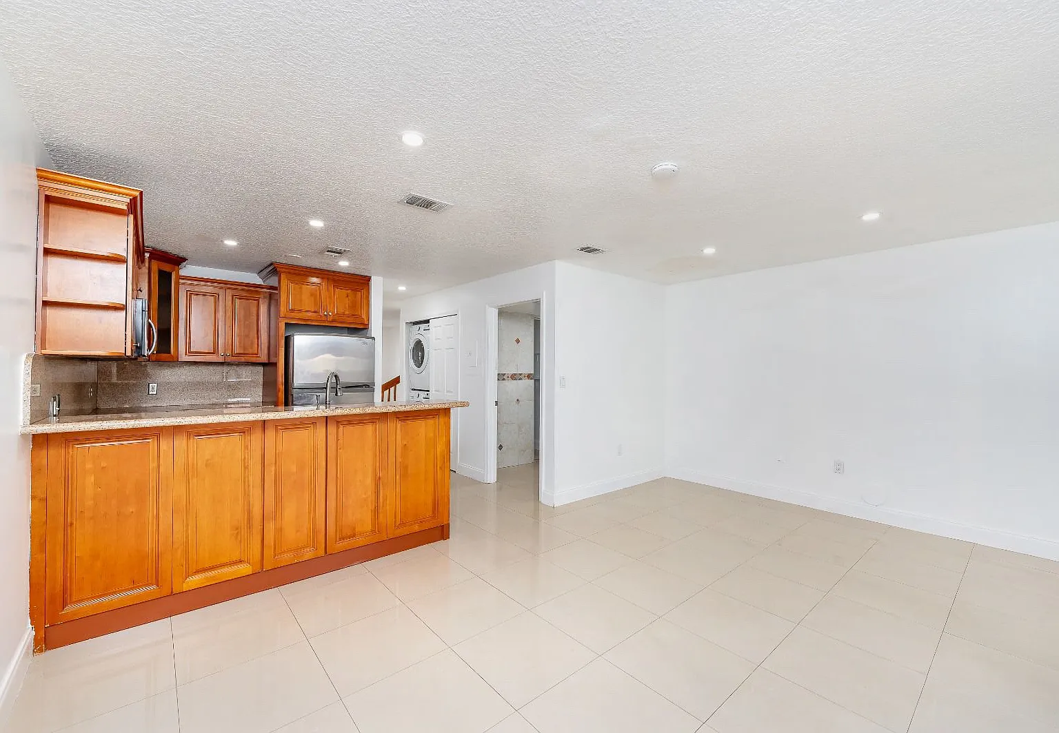 SW 64th St, Miami — Photo 3