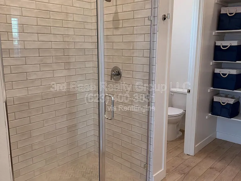 20363 W Sells Dr — Photo 8