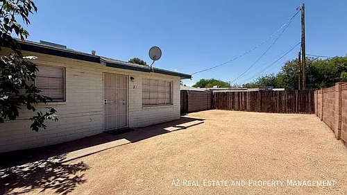 7532 N 21st Ave #2 Photo 1
