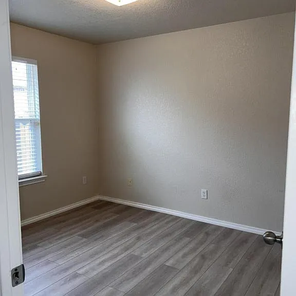 7410 Upland Bend Dr — Photo 9