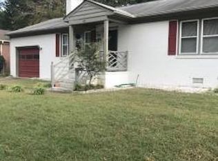 120 Burnham Pl, Newport News, VA 23606