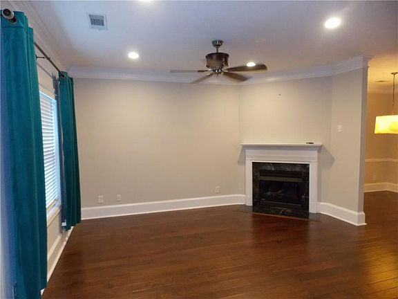 3rd image of 2970 Montague Place Dr