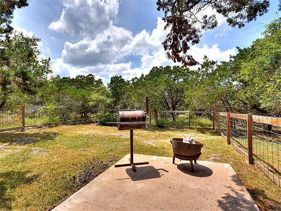 5th image of 7 Lakewood Cir