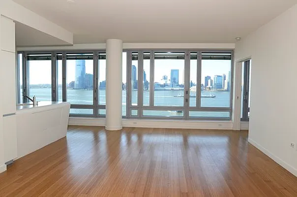 Sold by Battery Park Realty | media 10