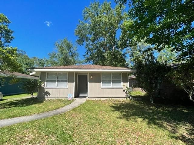 1st image of 34033 Longleaf Ln