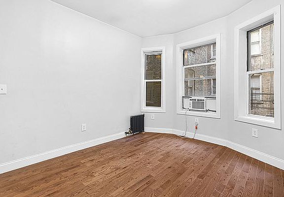 4th image of 84 Wadsworth Ave #1