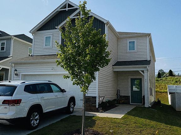 2nd image of 33 Sweet Olive St