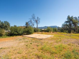 13679 Old Oregon Trl, Redding, CA 96003