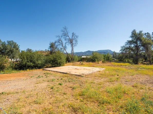 13679 Old Oregon Trl, Redding, CA 96003