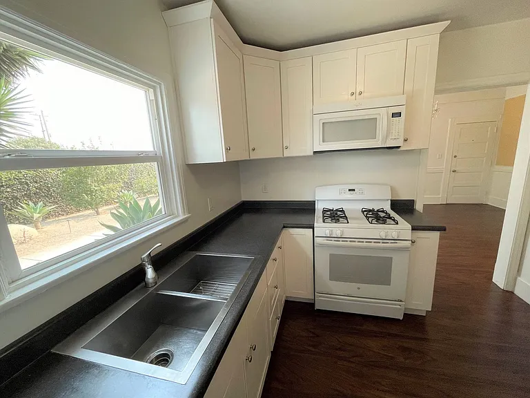 267-269 W Park Row Ave #A-D — Photo 9