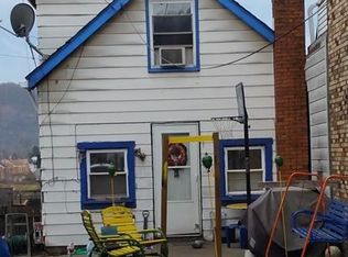 1511 Duss Ave, Ambridge, PA 15003