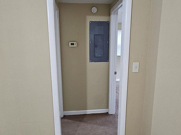 2nd image of 3224 Ernest St